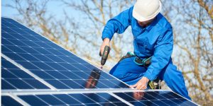 Installation Maintenance Panneaux Solaires Photovoltaïques à Monnetay